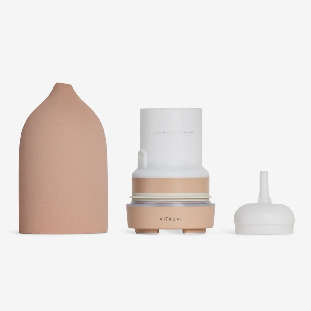 Vitruvi Oil Diffuser - light pink